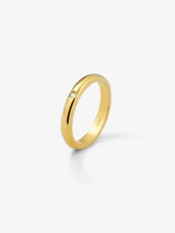 Alianza de oro amarillo de 18K con diamante en talla brillante de 0,03 cts