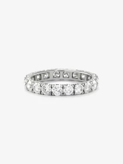 Alianza entera de oro blanco de 18K con 20 diamantes en talla brillante con un total de 2 cts