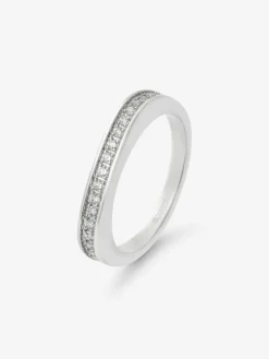 Anillo alianza de oro blanco de 18K con 23 diamantes en talla brillante con un total de 0,18 cts