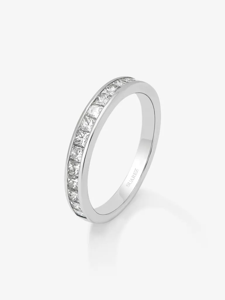 Anillo alianza media de compromiso de oro blanco de 18K con diamantes en talla princesa en carril 0,70ct