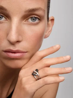 Anillo con nudo de plata 925 con espinelas