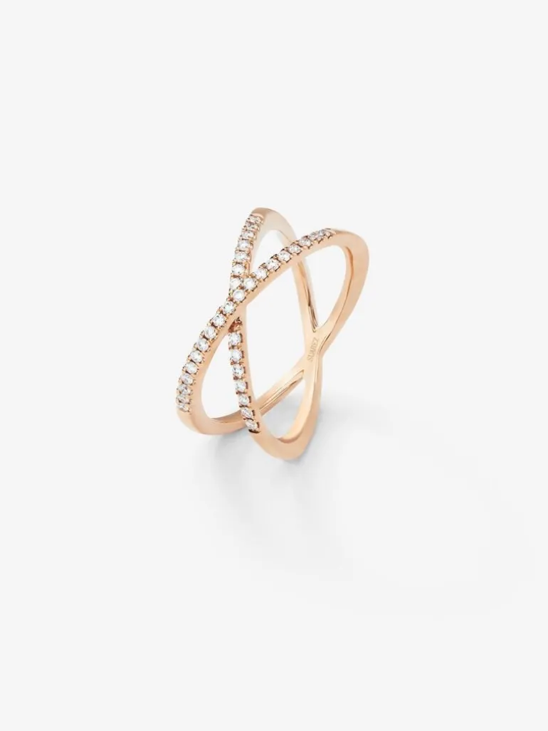 Anillo cruzado de oro rosa de 18K con 33 diamantes blancos en talla brillante con un total de 0,2 cts