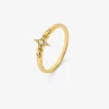 Anillo de oro amarillo de 18K con 7 diamantes en talla brillante con un total de 0,05 cts