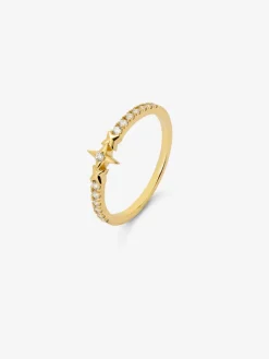 Anillo de oro amarillo de 18K con 15 diamantes en talla brillante con un total de 0,22 cts