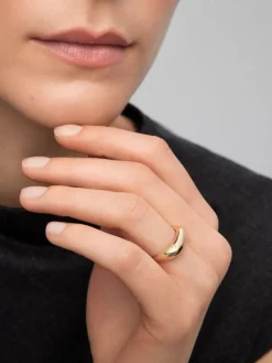 Anillo de oro amarillo de 18K con diamante en talla brillante de 0,01 cts