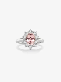 Anillo de oro blanco de 18K con morganita rosa en talla oval de 1,6 cts y 10 diamantes en talla brillante con un total de 0,96 cts
