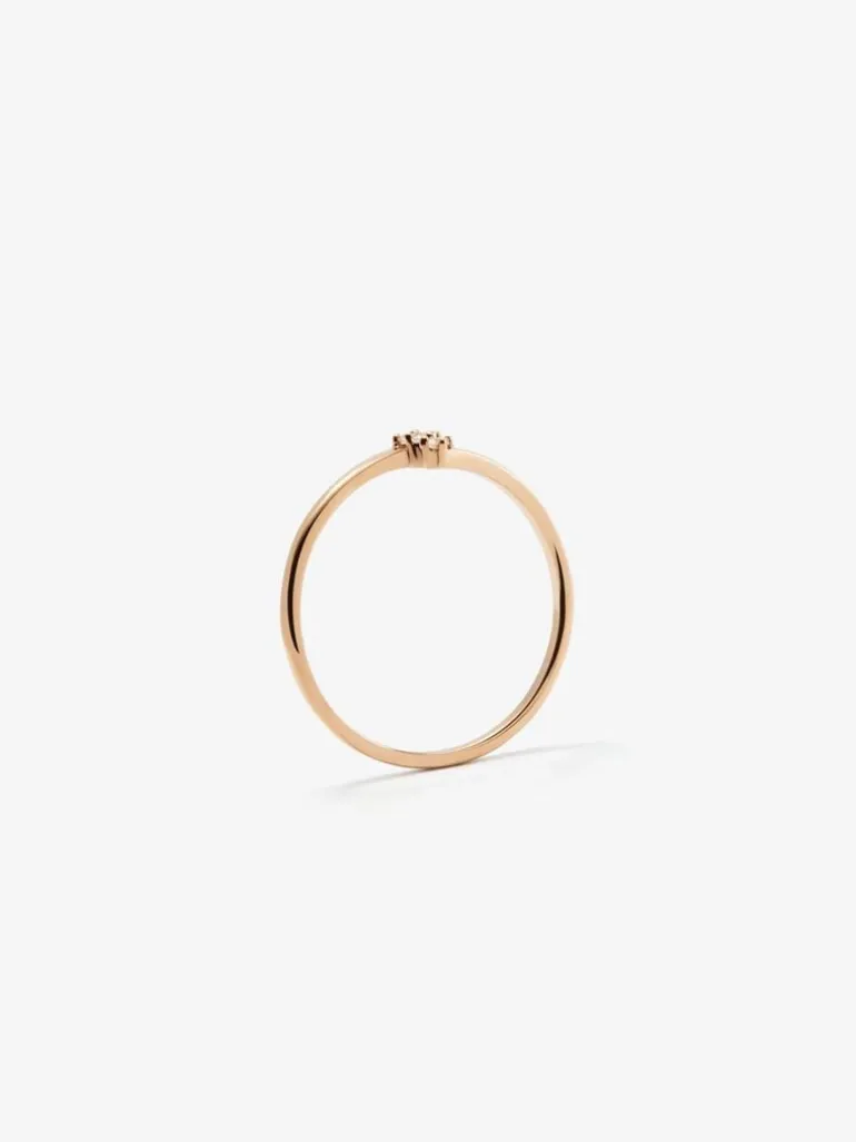 Anillo de oro rosa de 18K con diamantes