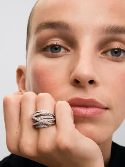 Anillo multibrazo de oro blanco de 18K con 185 diamantes en talla brillante con un total de 2,67 cts
