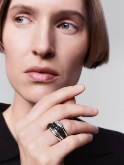 Anillo multibrazo de plata 925 con espinelas negras en talla brillante