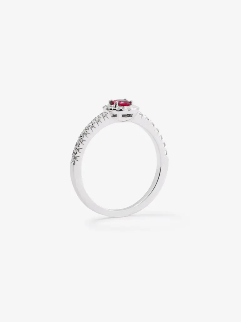 Anillo orla de oro blanco de 18K con rubi y diamante