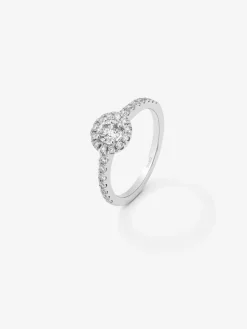 Anillo solitario de compromiso de oro blanco de 18K con diamantes