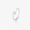 Anillo solitario de oro blanco de 18K con diamante en talla brillante de 0,1 cts