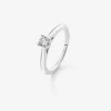 Anillo solitario de oro blanco de 18K con diamante en talla brillante de 0,08 cts