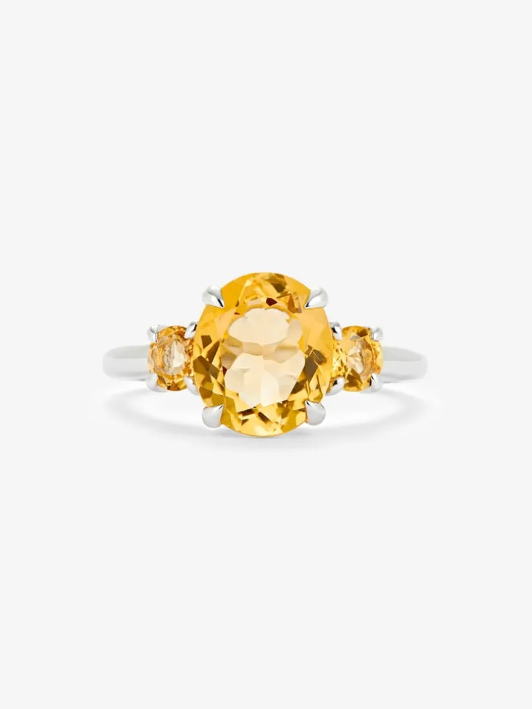 Anillo tresillo de plata 925 con 3 cuarzos citrinos en talla oval con un total de 3,14 cts
