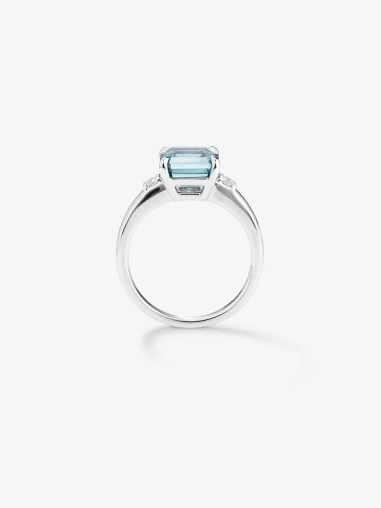 Anillo tresillo de plata con piedra topacio azul Sky central de 3,60cts y diamantes