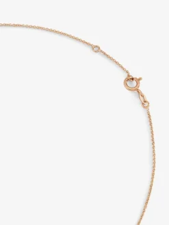 Colgante cadena con inicial c de oro rosa de 18K