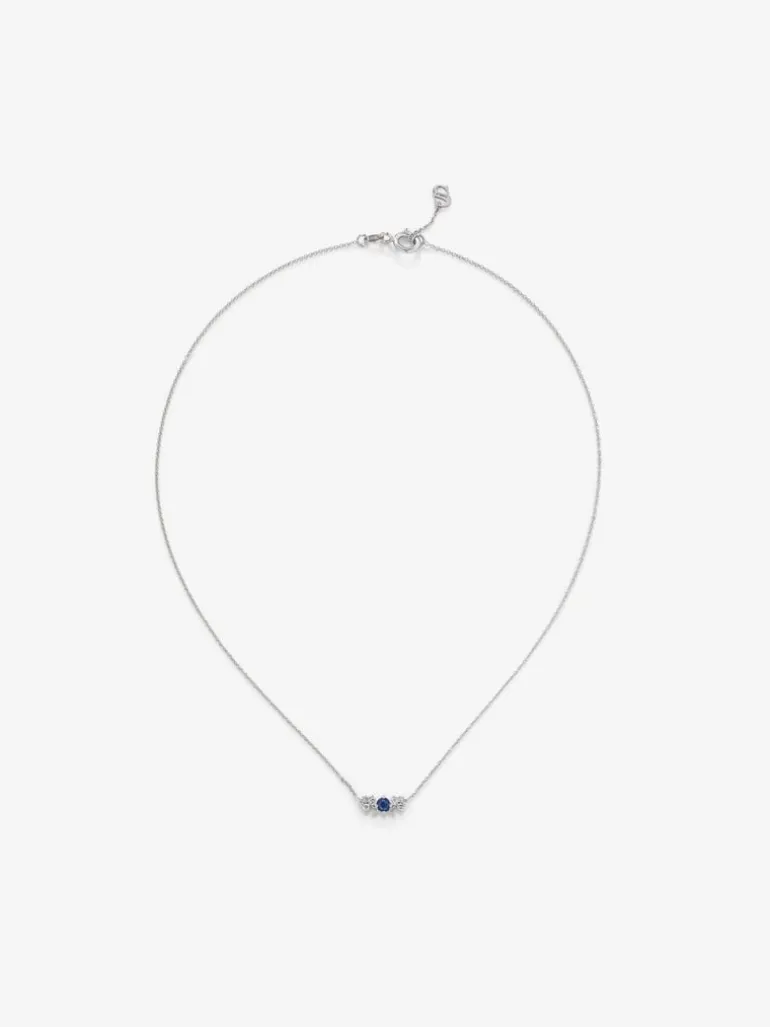 Colgante cadena de oro blanco de 18K con zafiro y diamantes