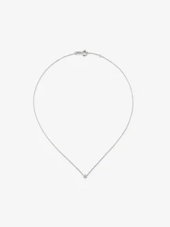 Colgante de oro blanco de 18K con diamantes 0,21 cts en forma de estrella