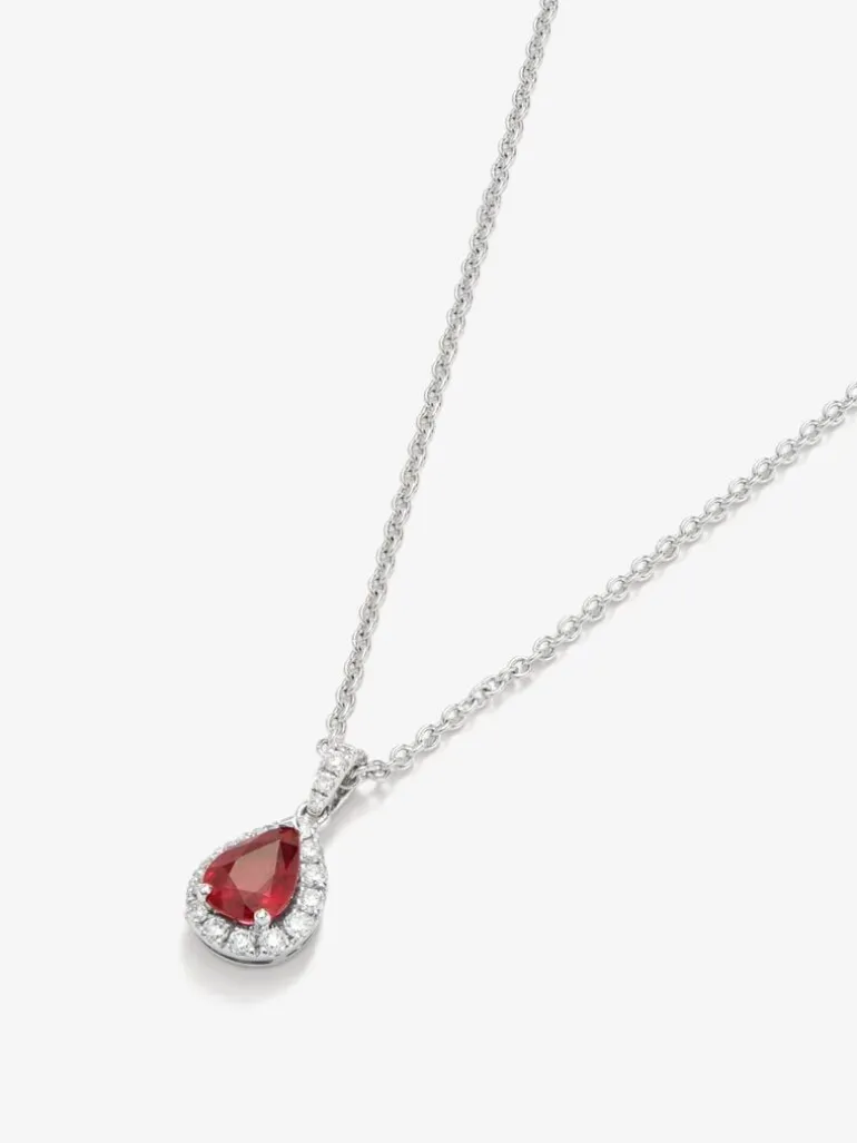 Colgante de oro blanco de 18K con rubí rojo intenso en talla pera de 0,88 cts y diamantes 0,48 cts