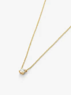 Colgante solitario de oro amarillo de 18K con diamante en talla brillante de 0,15 cts