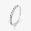 Media alianza de oro blanco de 18K con 16 diamantes en talla brillante con un total de 0,22 cts