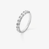 Media alianza de oro blanco de 18K con 9 diamantes en talla brillante con un total de 1,22 cts