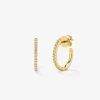 Pendientes de aro de oro amarillo de 18K con 28 diamantes en talla brillante con un total de 0,22 cts