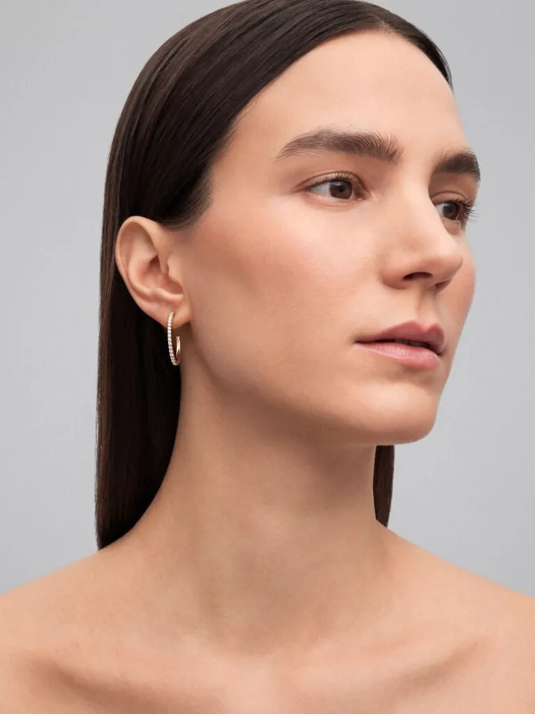 Pendientes de aro de oro amarillo de 18K con diamantes blancos en talla brillante de 0,51 cts