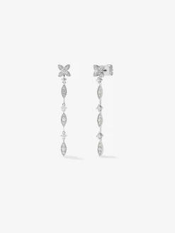 Pendientes de oro blanco de 18K con 44 diamantes en talla brillante con un total de 0,95 cts
