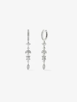Pendientes de oro blanco de 18K con 70 diamantes en talla brillante con un total de 0,75 cts