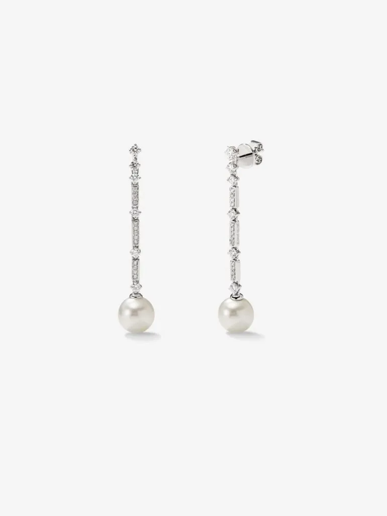 Pendientes de oro blanco de 18K con perlas blancas y diamantes blancos en talla brillante de 0,66