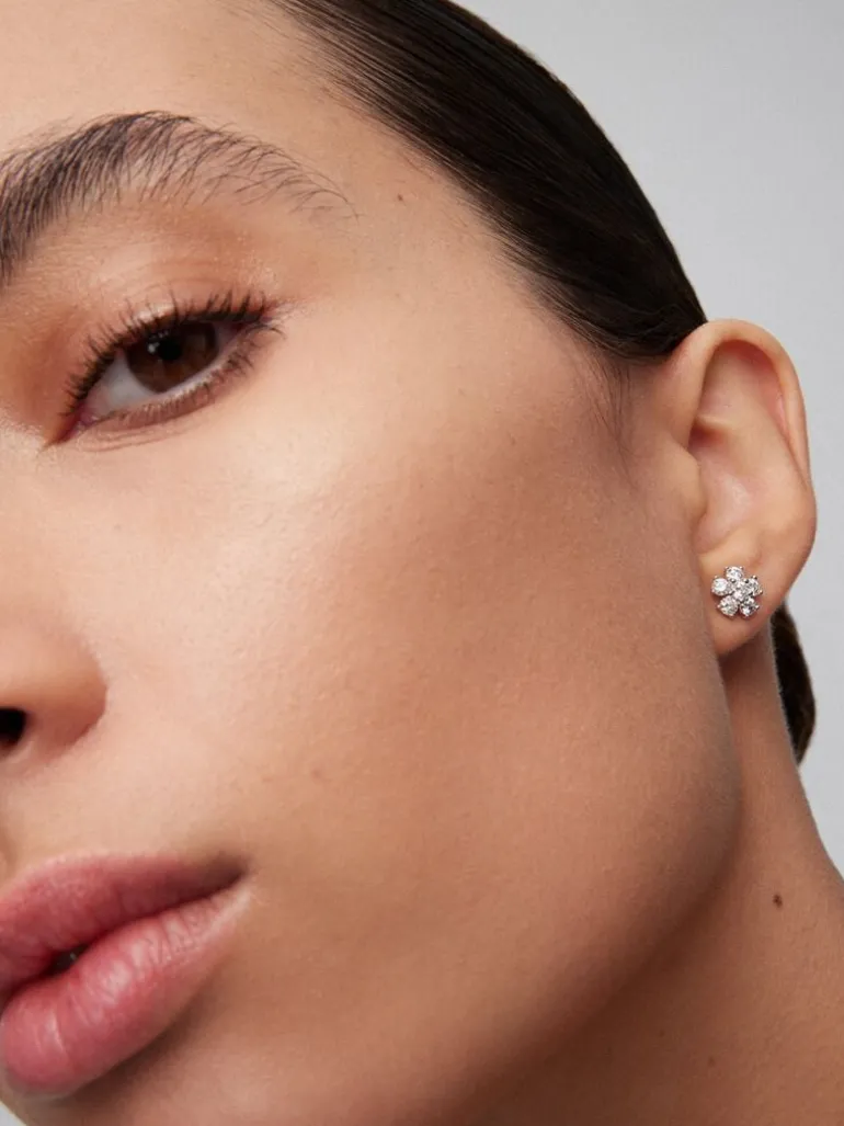 Pendientes de oro blanco de 18kt con diamantes