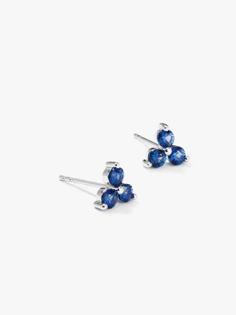Pendientes de oro blanco de 18K con zafiros azules en talla brillante de 0,77 cts