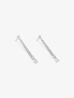 Pendientes de oro blanco de 18K con diamantes blancos en talla oval de 0,22 cts, talla brillante de 1 cts y talla pera de 0,74 cts