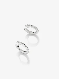 Pendientes de oro blanco de 18K con 18 diamantes en talla brillante con un total de 0,26 cts