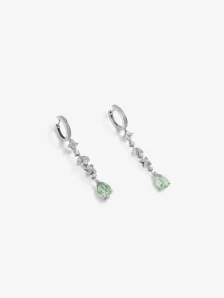 Pendientes de oro blanco de 18K con 64 diamantes en talla brillante con un total de 0,64 cts y 2 amatistas verdes en talla pera
