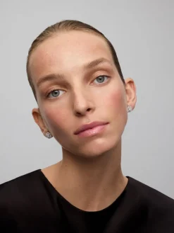Pendientes de oro blanco de 18K con diamantes en pavé