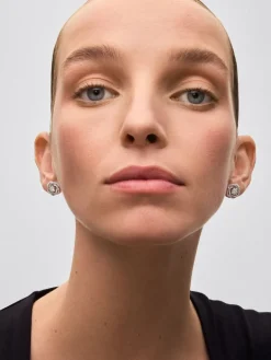 Pendientes flor de oro blanco de 18K con diamantes