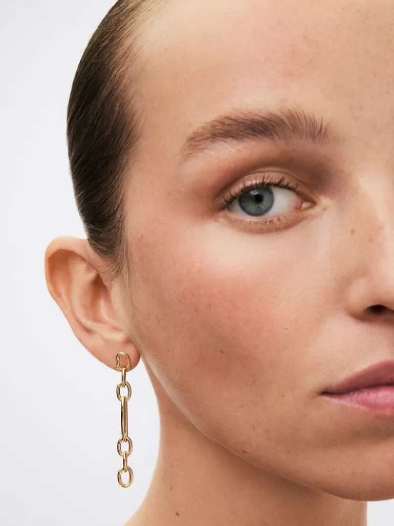 Pendientes largos de eslabones forza de oro amarillo de 18K