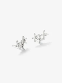 Pendientes trepadores de estrellas de oro blanco de 18K con 24 diamantes en talla marquise con un total de 1,31 cts y 6 en talla brillante con un total de 0,14 cts