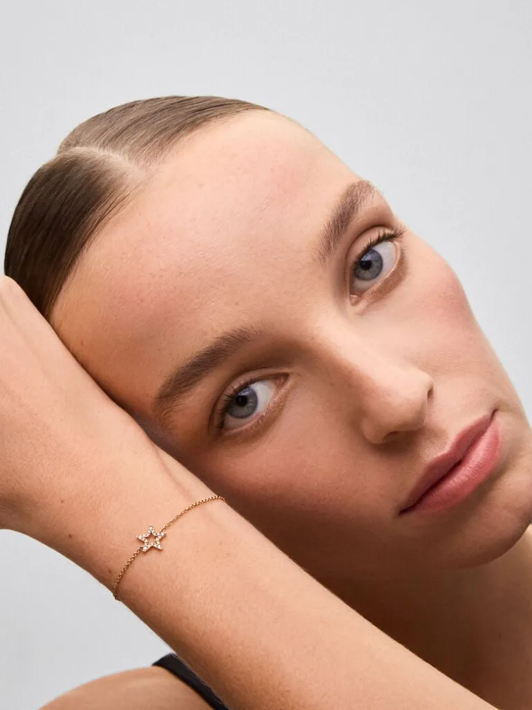 Pulsera cadena con estrella de oro rosa de 18K con diamantes