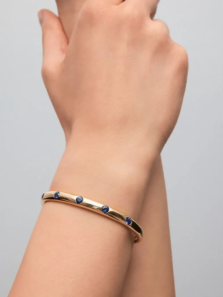 Pulsera de oro amarillo de 18K con zafiros azules en talla brillante de 1,69 cts