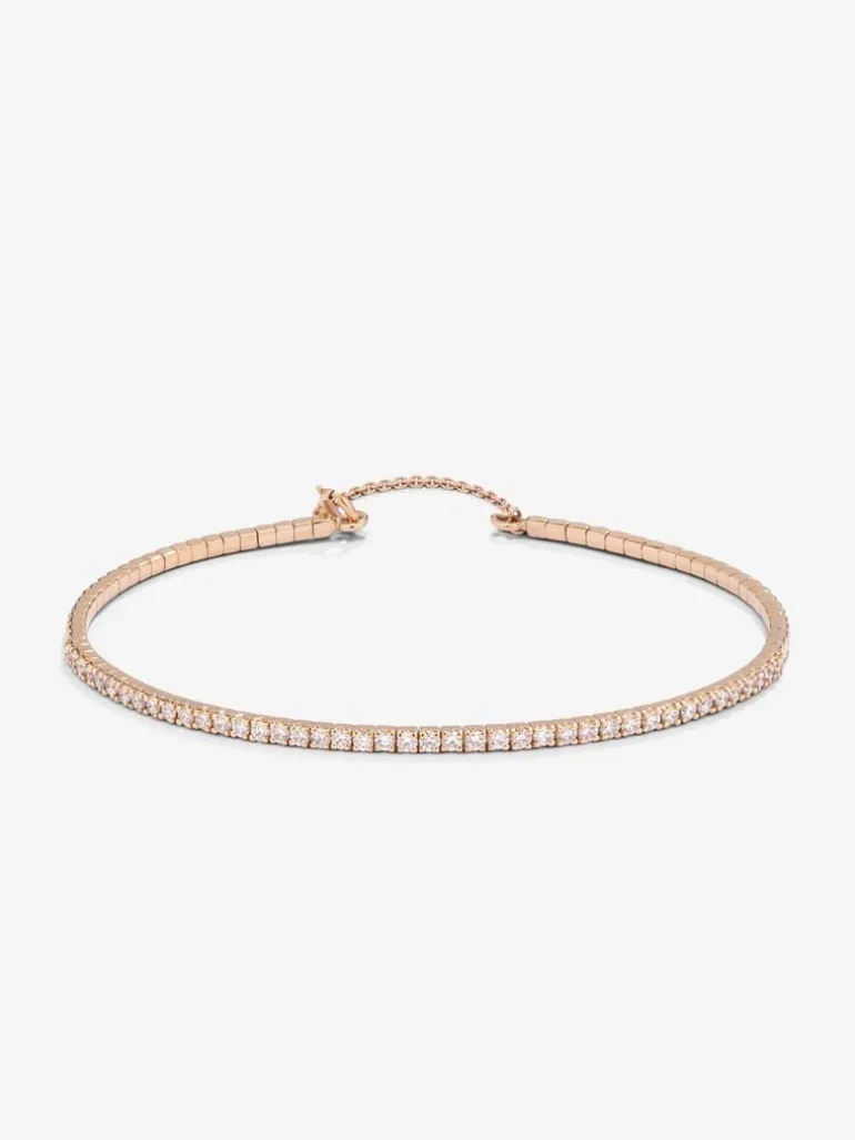 Pulsera rígida de oro rosa de 18K con 42 diamantes blancos en talla brillante con un total de 0,75 cts