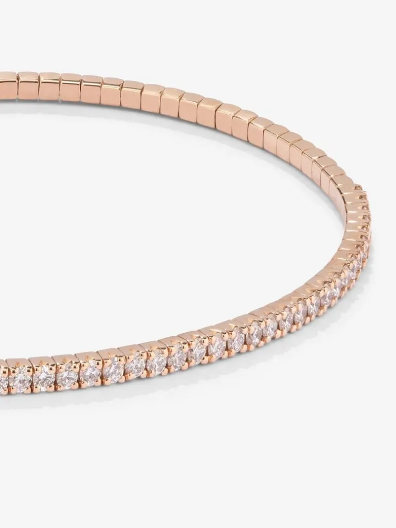 Pulsera rígida de oro rosa de 18K con 42 diamantes blancos en talla brillante con un total de 0,75 cts