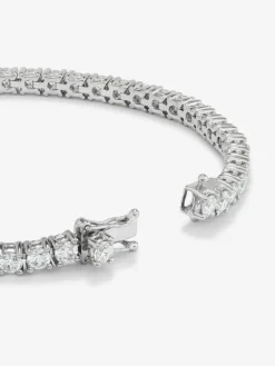 Pulsera rivière de oro blanco de 18K con 62 diamantes en talla brillante con un total de 3,63 cts