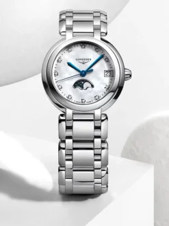 Reloj Longines Primaluna de acero inoxidable con cristal de zafiro, &iacute;ndices de diamantes y movimiento autom&aacute;tico