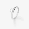 Solitario de compromiso de oro blanco de 18K con diamante central de 0,50 quilates